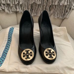 Tory Burch Black Sally Wedge Shoes Size 10
